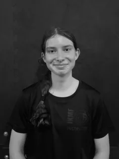 Porträt von Instruktor:in Melanie